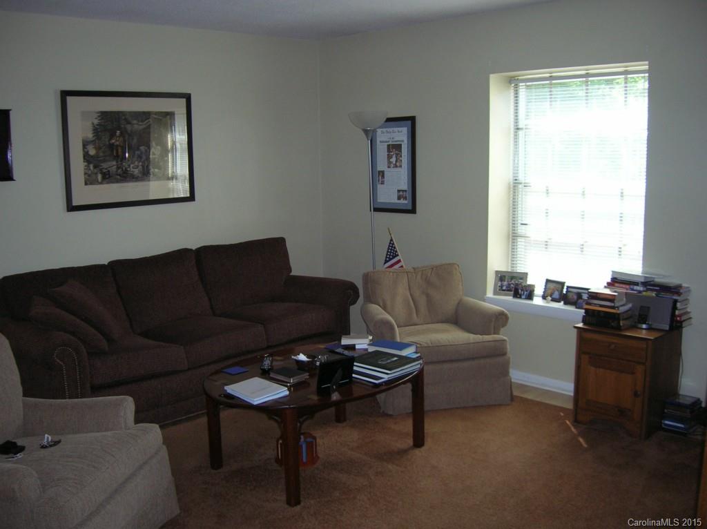 2630 Park Road, Unit D Charlotte, NC 28209 - Photo 12 of 13 Gallery Image 12