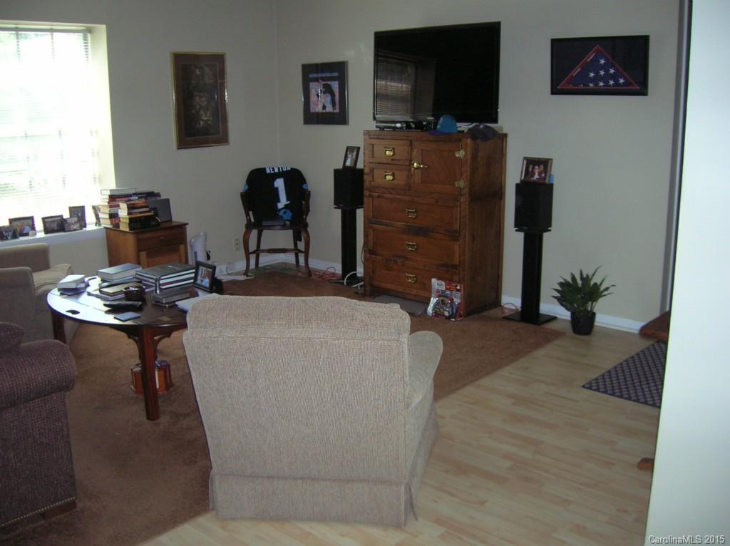 2630 Park Road, Unit D Charlotte, NC 28209 - Photo 5 of 13 Gallery Image 5