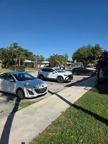 a view of a yard with patio