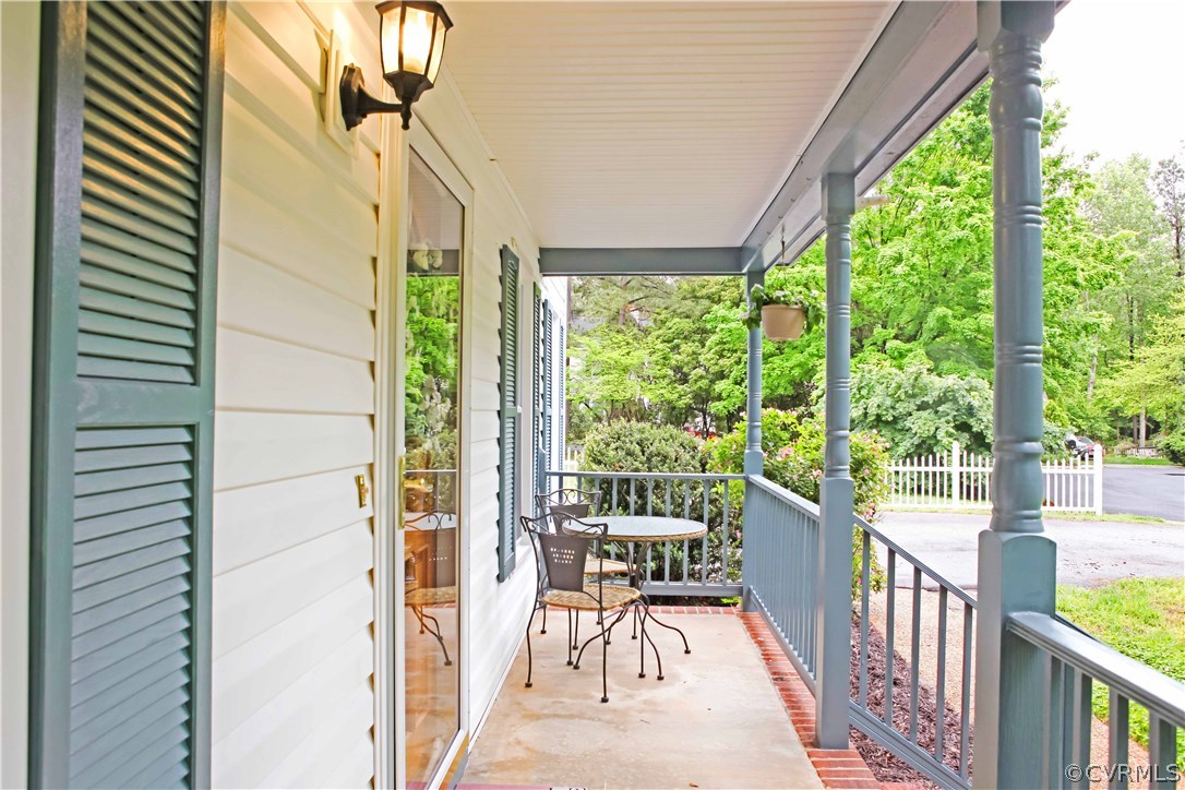 5708 Laurel Trail Road Midlothian, VA 23112 - Photo 3 of 24