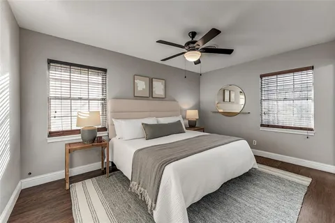 $459,000 | 330 North Brighton Avenue, Dallas, TX 75208