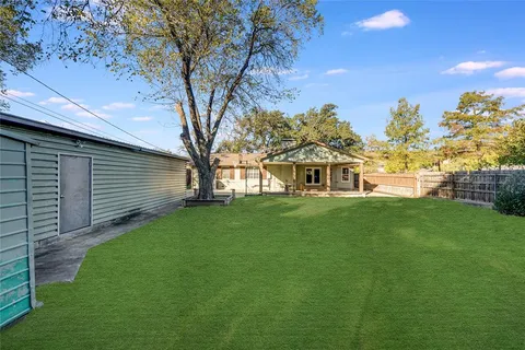 $459,000 | 330 North Brighton Avenue, Dallas, TX 75208