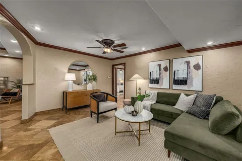 $459,000 | 330 North Brighton Avenue, Dallas, TX 75208