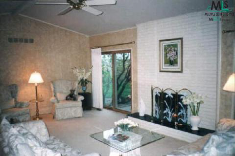 47161 Barbara Road Macomb, MI 48044 - Photo 5 of 8 643038-4.JPG