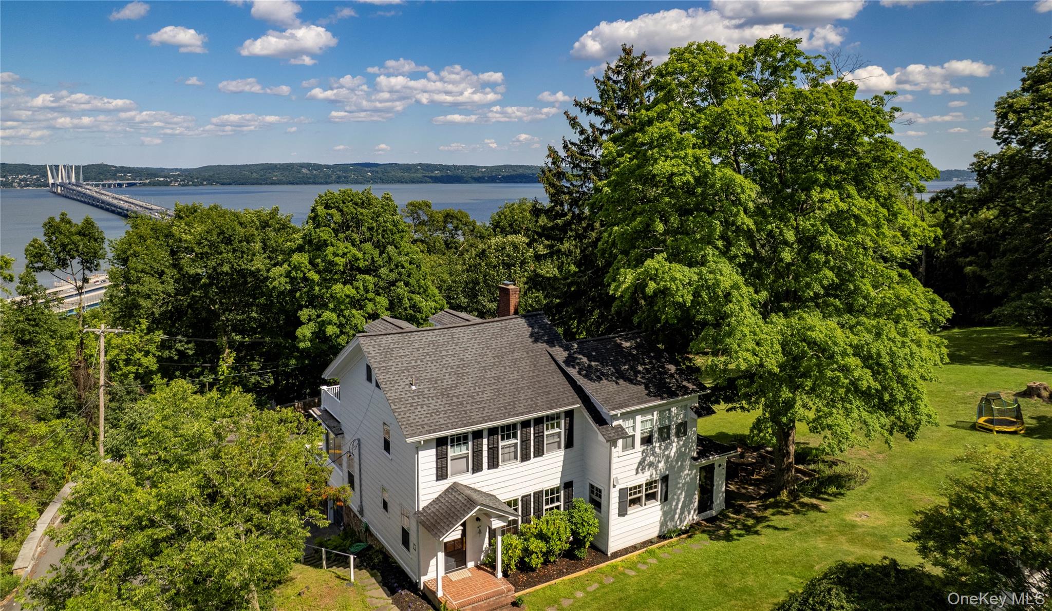 34 Old Mountain Road Nyack, NY 10960 - Photo 5 of 47