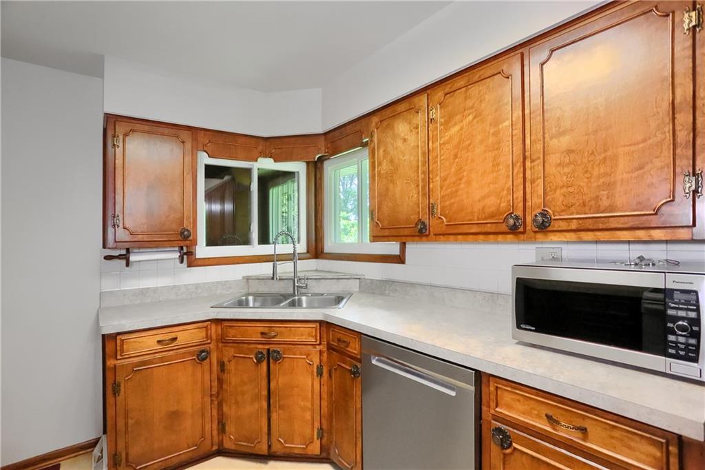 3473 Old Pulaski Road New Castle, PA 16105 - Photo 11 of 27 Gallery Image 11