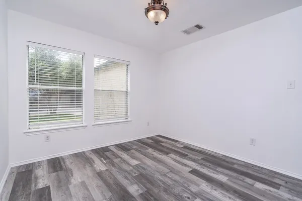 $2,000 | 1305 Water Spaniel Way, Round Rock, TX 78664