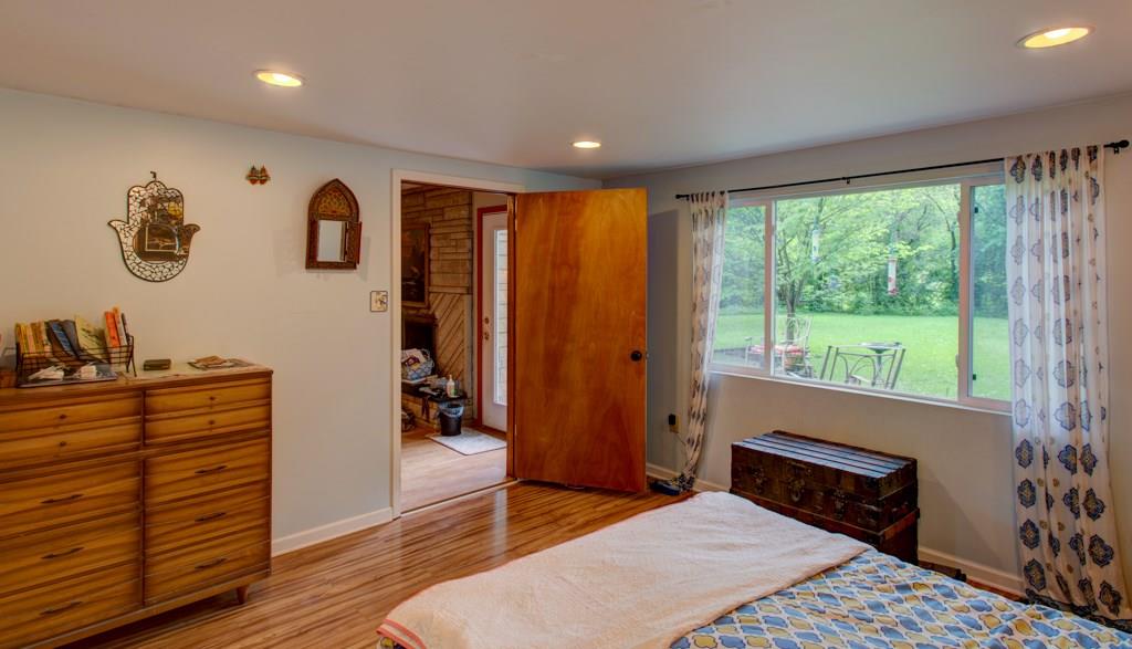 7018 Spring Mill Road Indianapolis, IN 46260 - Photo 16 of 39 Gallery Image 16
