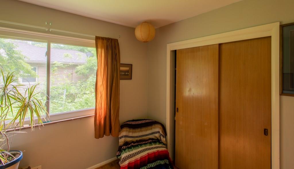 7018 Spring Mill Road Indianapolis, IN 46260 - Photo 21 of 39 Gallery Image 21