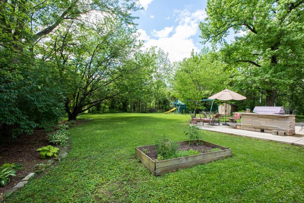 7018 Spring Mill Road Indianapolis, IN 46260 - Photo 33 of 39 Gallery Image 33