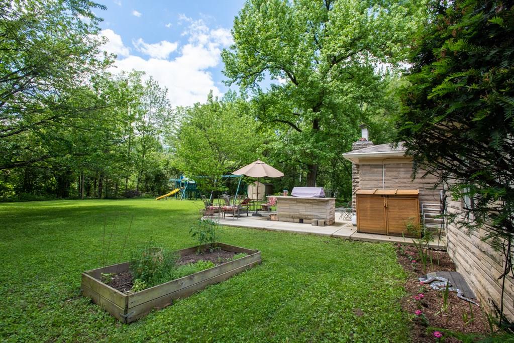 7018 Spring Mill Road Indianapolis, IN 46260 - Photo 35 of 39 Gallery Image 35