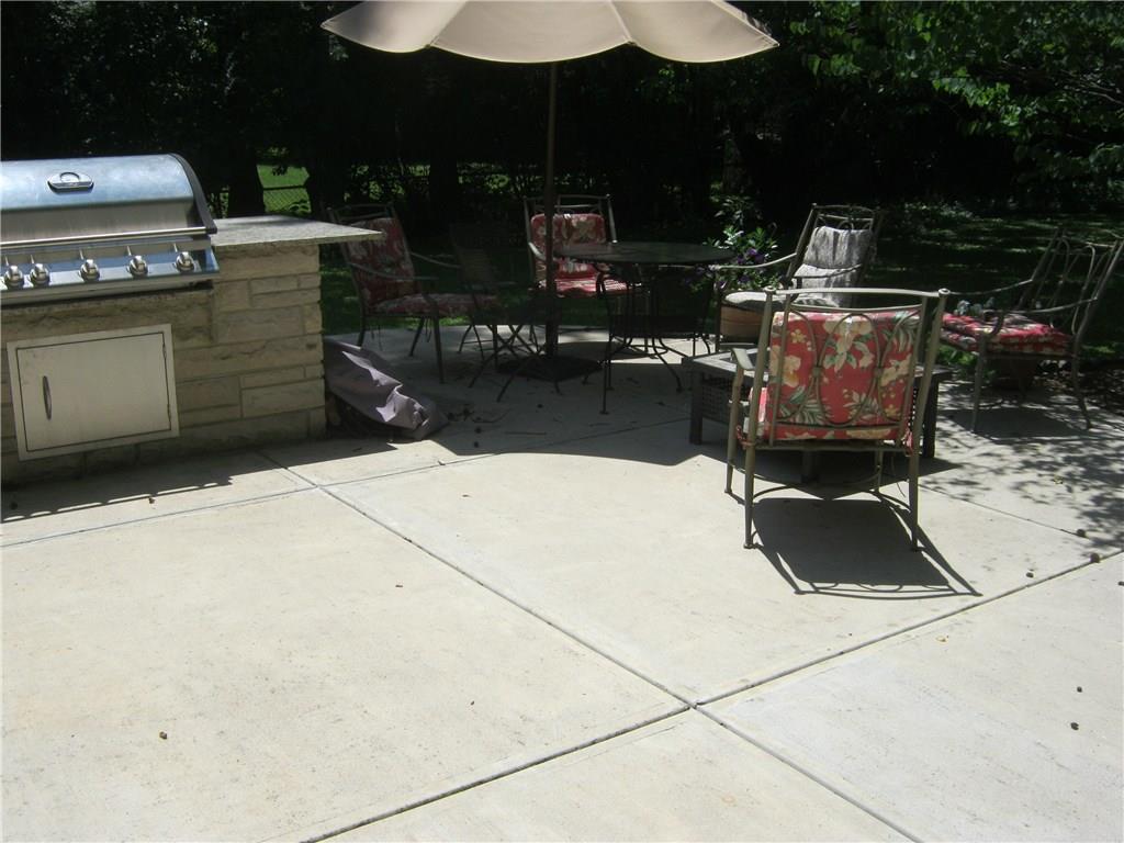 7018 Spring Mill Road Indianapolis, IN 46260 - Photo 36 of 39 Gallery Image 36