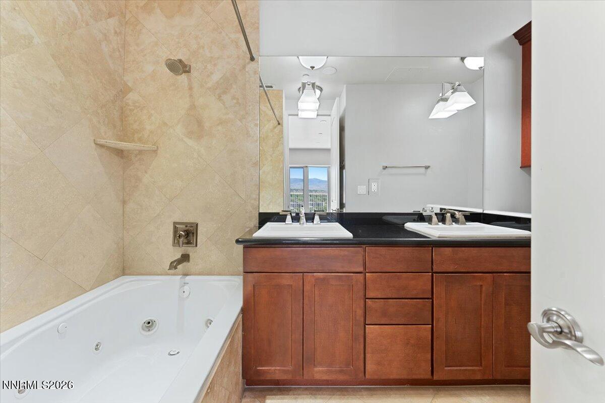 200 West 2nd Street, Unit 1604 Reno, NV 89501 - Photo 26 of 58 Master Bathroom
