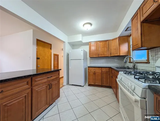 $2,500 | 519 Davis Avenue, Kearny, NJ 07032