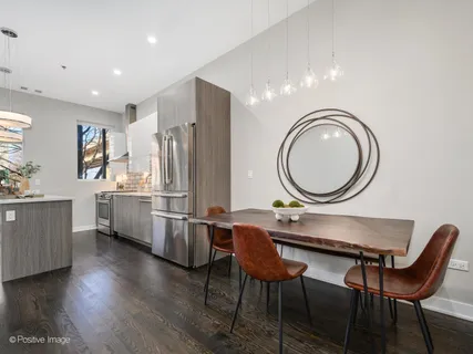 $425,000 | 1802 South State Street, Unit 103, Chicago, IL 60616