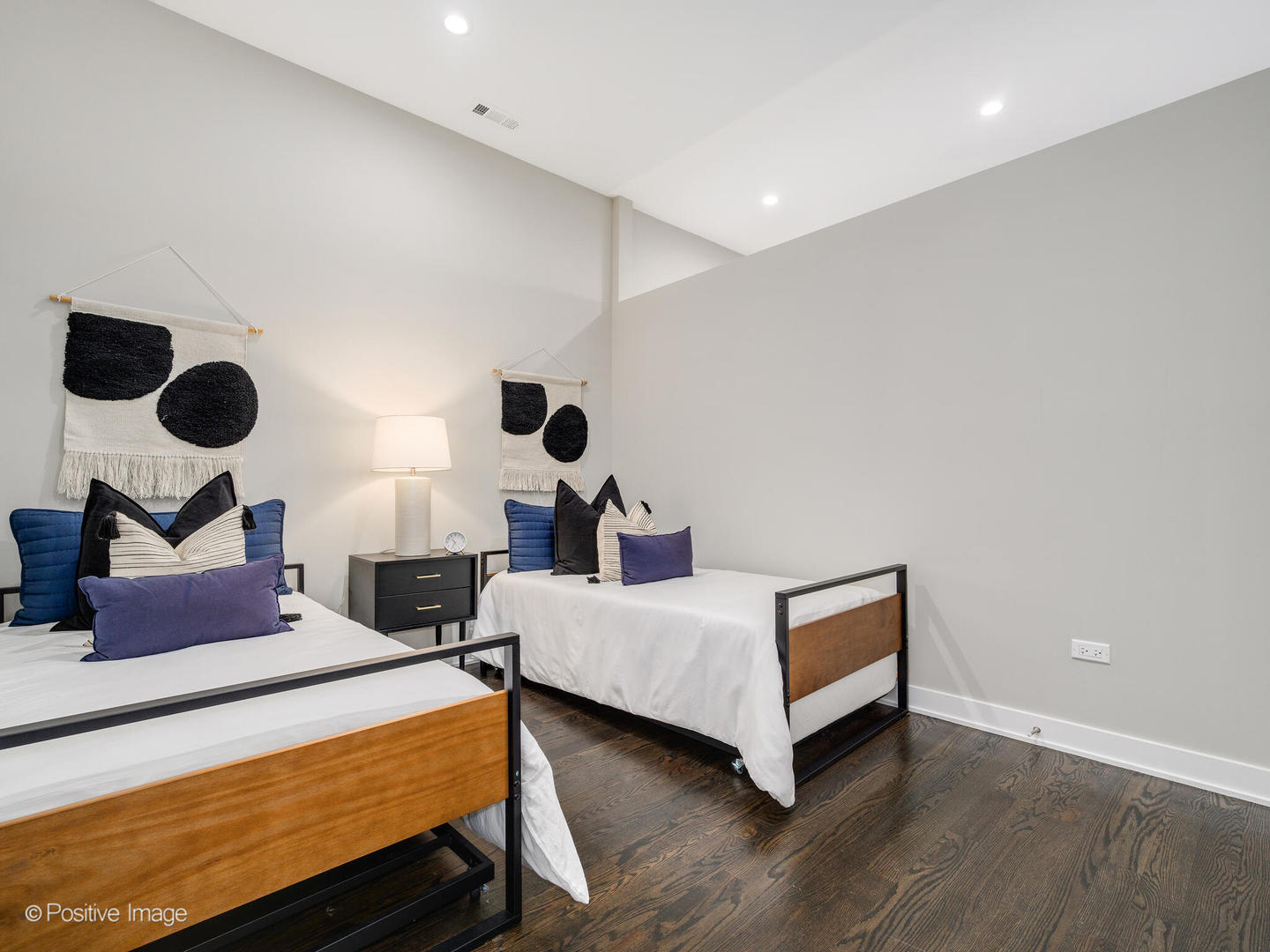 1802 South State Street, Unit 103 Chicago, IL 60616 - Photo 18 of 23