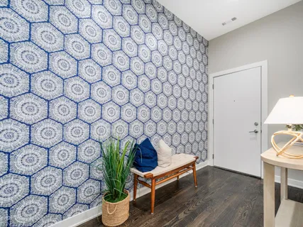 $425,000 | 1802 South State Street, Unit 103, Chicago, IL 60616