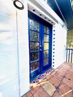 913 Lobster Lane Key Largo, FL 33037 - Photo 2 of 20 a view of livingroom with furniture