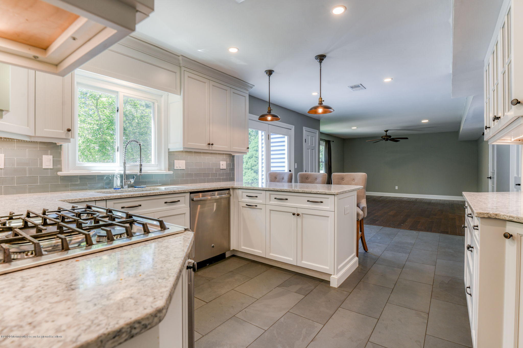 254 E Road Belford, NJ 07718 - Photo 12 of 44 254+E+Rd+Middletown-31-web