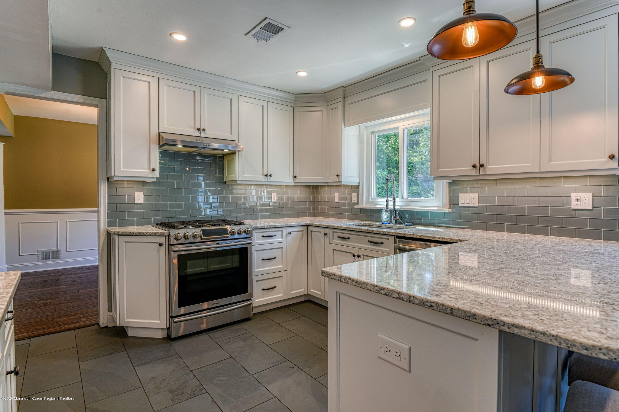 254 E Road Belford, NJ 07718 - Photo 15 of 44 254+E+Rd+Middletown-34-web