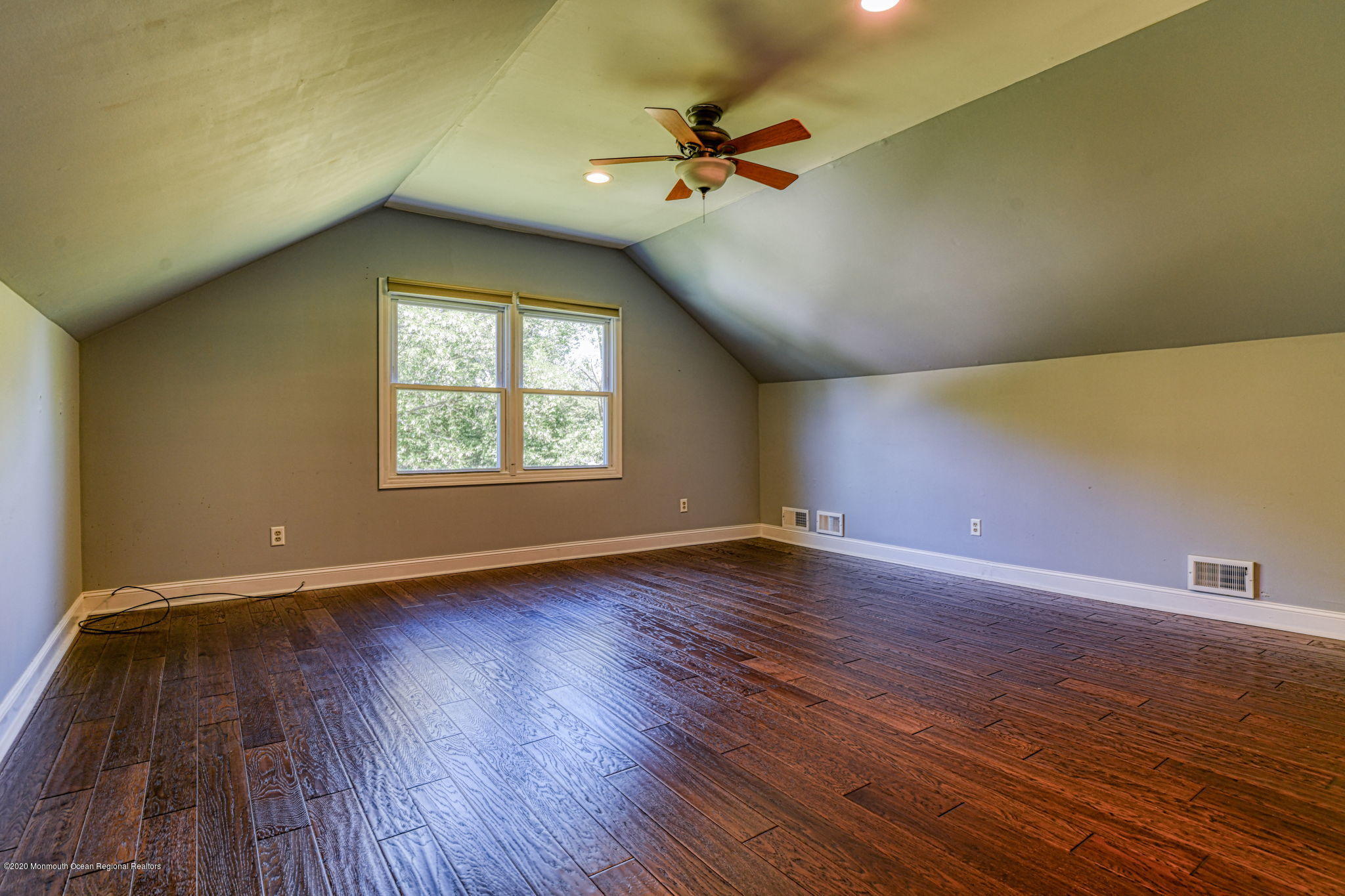 254 E Road Belford, NJ 07718 - Photo 24 of 44 254+E+Rd+Middletown-8-web