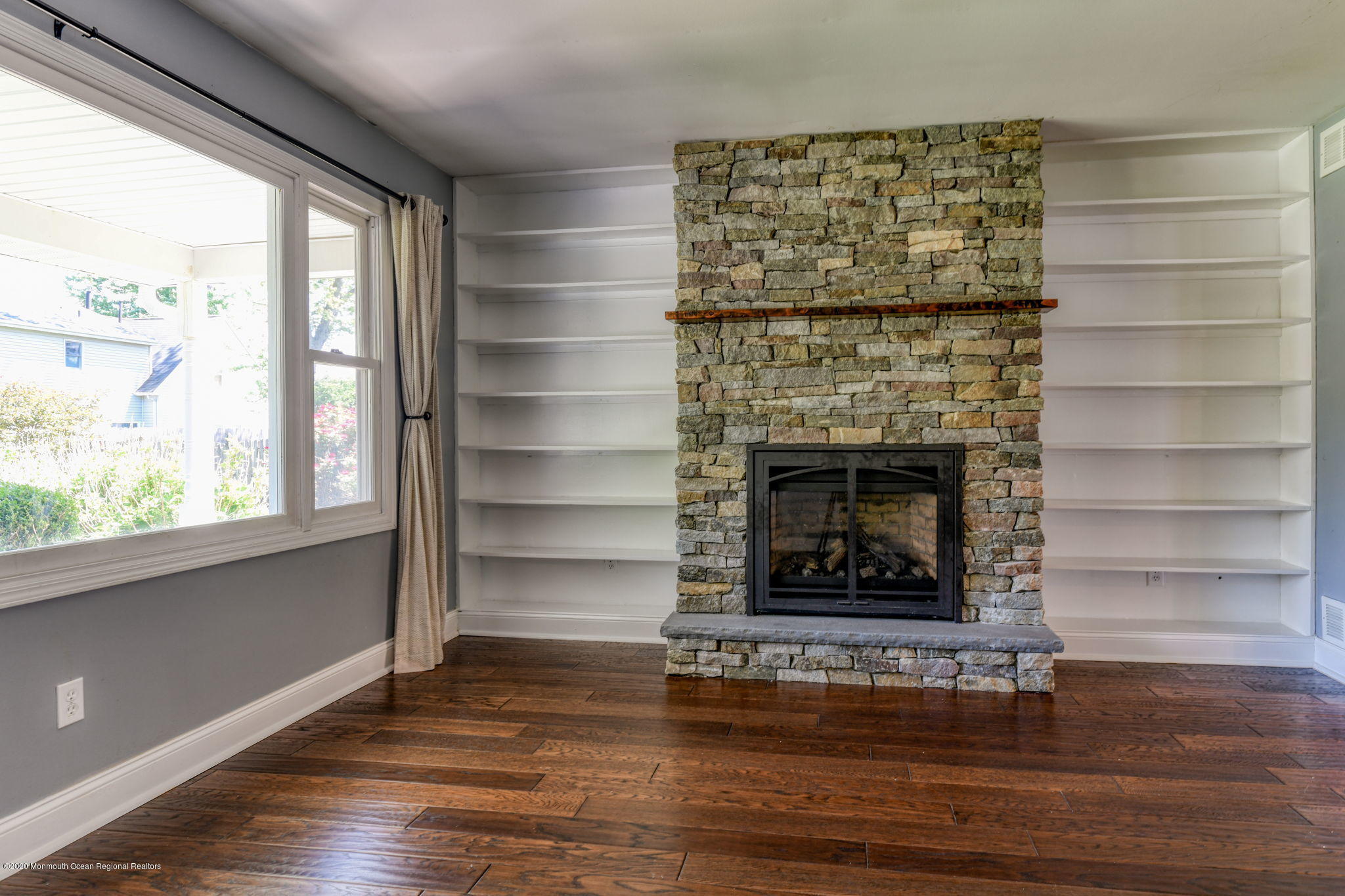 254 E Road Belford, NJ 07718 - Photo 7 of 44 254+E+Rd+Middletown-26-web