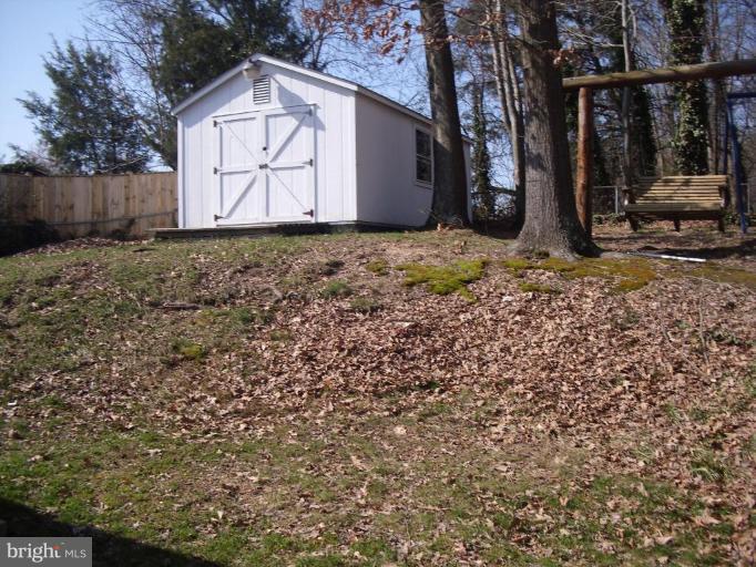 13136 Haddock Road Woodbridge, VA 22193 - Photo 11 of 29 Shed