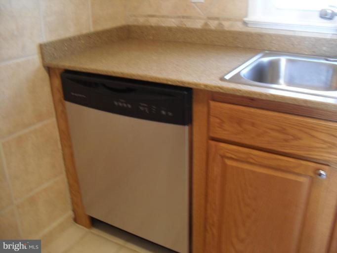 13136 Haddock Road Woodbridge, VA 22193 - Photo 24 of 29 Unique #2