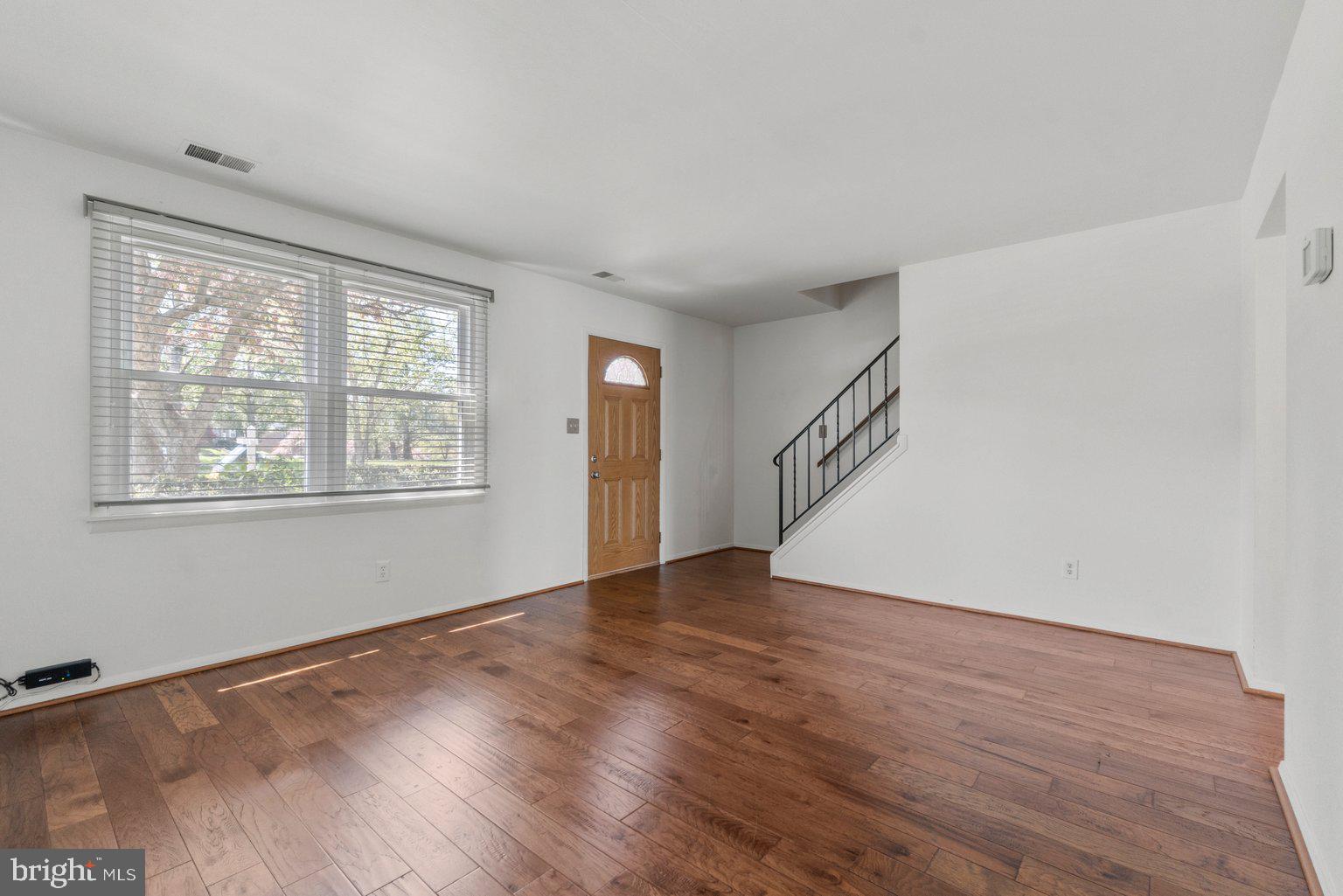 2636 Pearwood Road Baltimore, MD 21234 - Photo 3 of 36 Gallery Image 3
