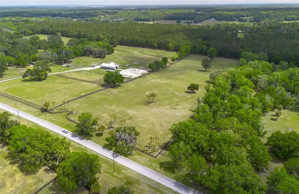 $525,000 | 329 Reddick, Reddick, FL 32686