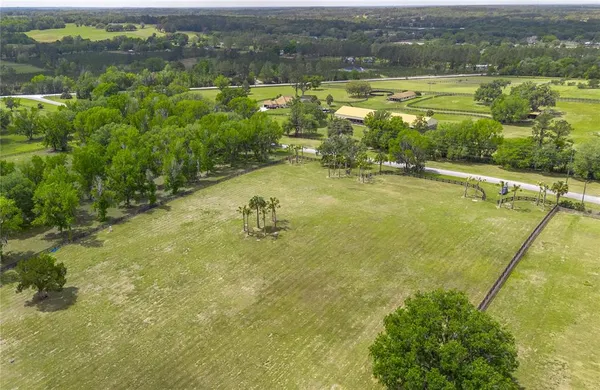$525,000 | 329 Reddick, Reddick, FL 32686
