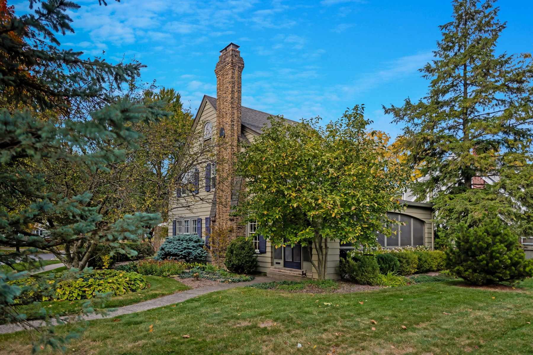 1124 Westover Road Fort Wayne, IN 46807 - Photo 4 of 36