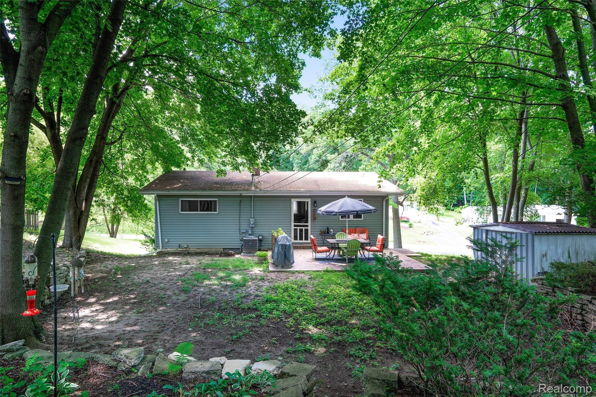 4326 Edmore Road Waterford, MI 48329 - Photo 19 of 26 MLS-23.jpg