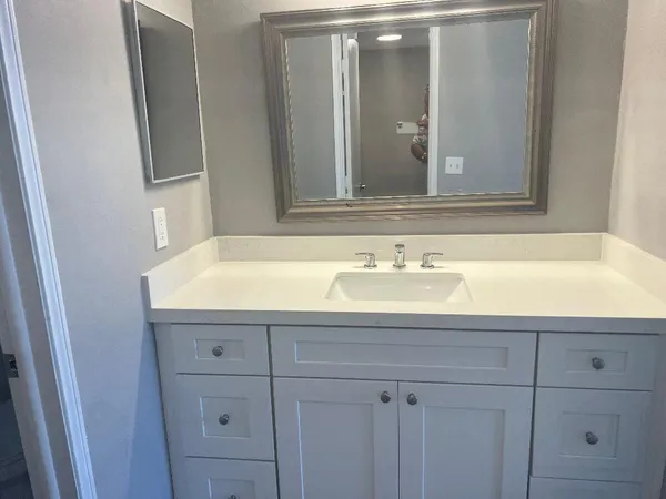 $1,799 | 9461 Evergreen Place, Unit 306, Davie, FL 33324