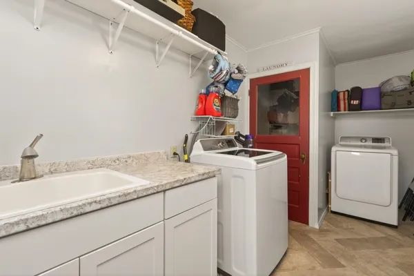 $179,900 | 2513 Genesee Street, York, NY 14533