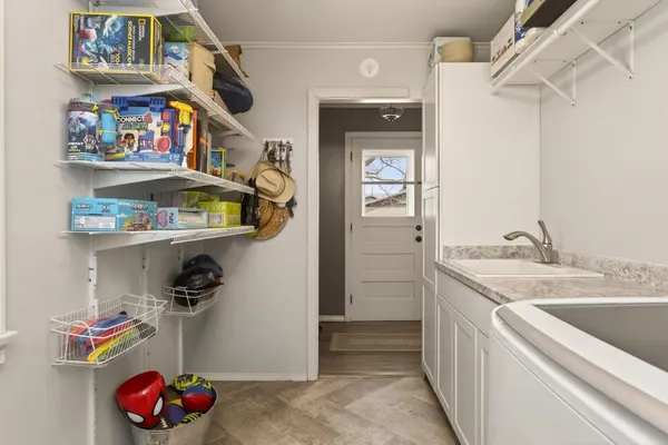 $179,900 | 2513 Genesee Street, York, NY 14533