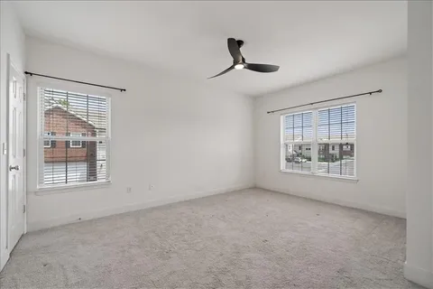 $269,000 | 11625 Tomahawk Creek Parkway, Unit L, Leawood, KS 66211