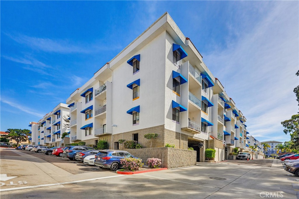 8328 Regents Road, Unit 1F San Diego, CA 92122 - Photo 21 of 23