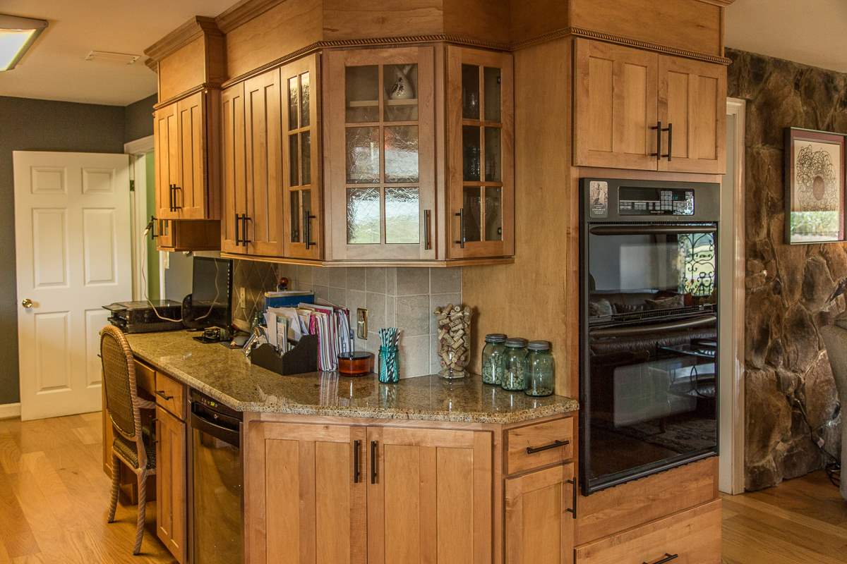 5720 Battlefield Road Harrisonburg, VA 22801 - Photo 7 of 41 a kitchen with stainless steel appliances granite countertop a stove and a refrigerator