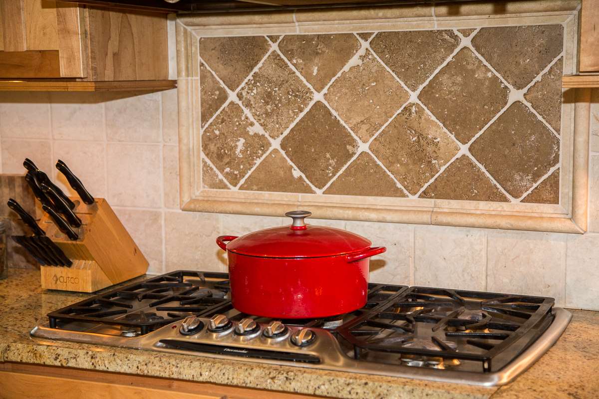 5720 Battlefield Road Harrisonburg, VA 22801 - Photo 10 of 41 a stove top oven sitting inside of a kitchen