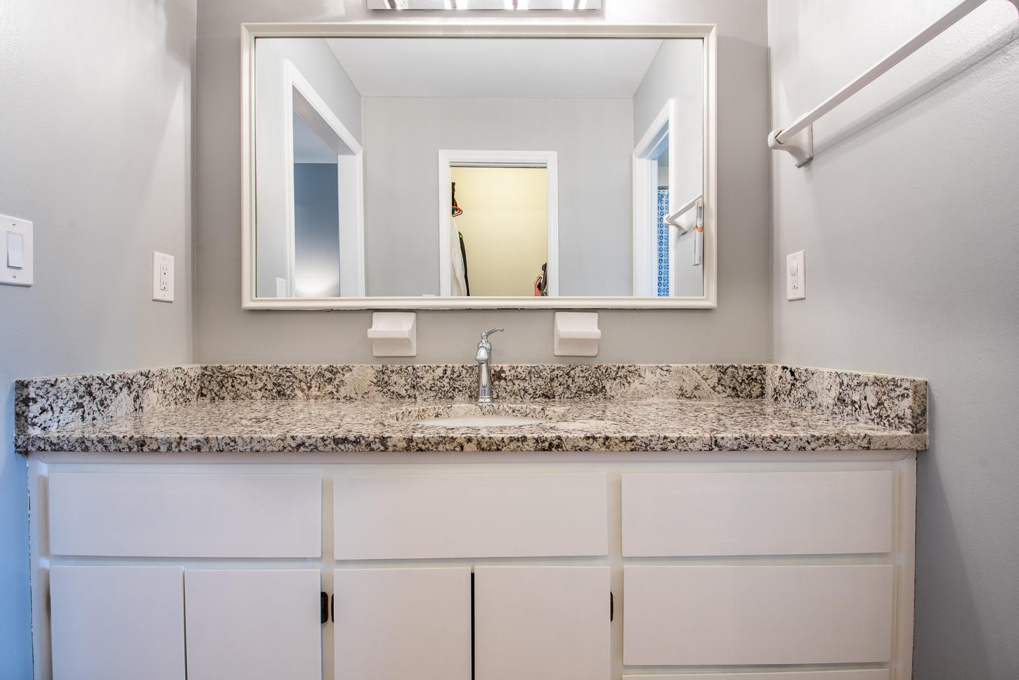 829 Detyens Road Mount Pleasant, SC 29464 - Photo 23 of 38 829Detyens-30