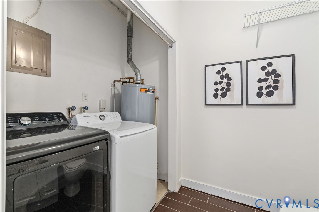3110 Comet Road Henrico, VA 23294 - Photo 29 of 43 Laundry/Half Bath off kitchen