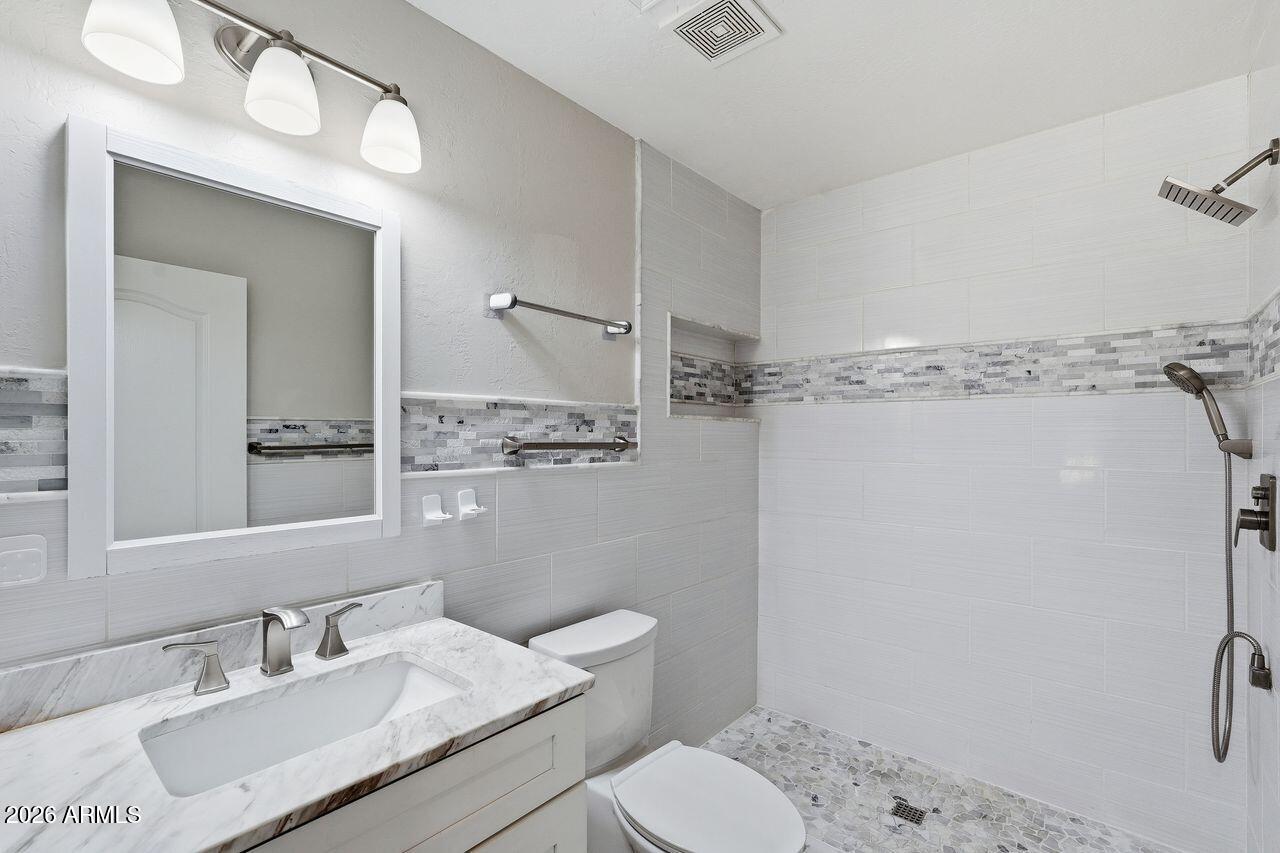 706 South Beck Avenue Tempe, AZ 85281 - Photo 9 of 13 028_ListerPros
