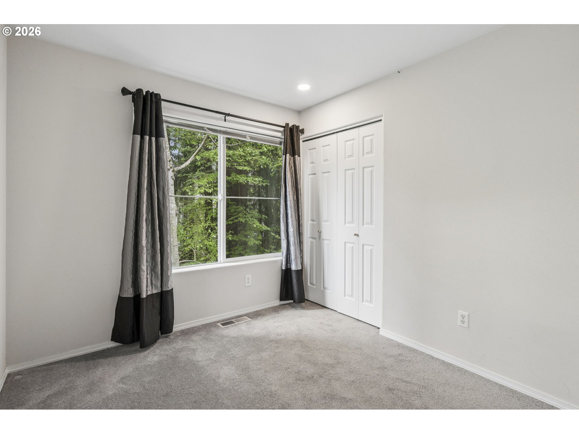 14172 Southwest Barrows Road, Unit 1 Portland, OR 97223 - Photo 22 of 38