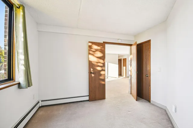 $134,900 | 2601 Kenzie Terrace, Unit 217, St. Anthony, MN 55418