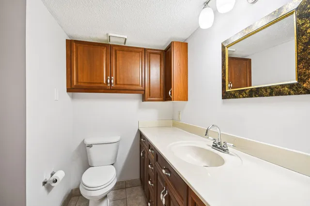 $134,900 | 2601 Kenzie Terrace, Unit 217, St. Anthony, MN 55418