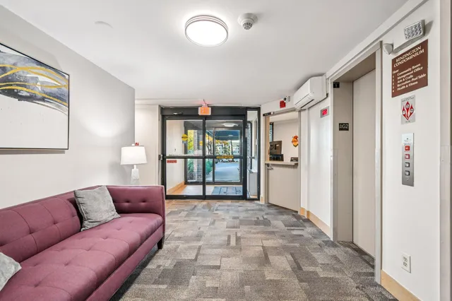 $134,900 | 2601 Kenzie Terrace, Unit 217, St. Anthony, MN 55418