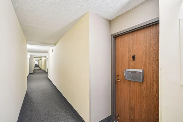 $134,900 | 2601 Kenzie Terrace, Unit 217, St. Anthony, MN 55418