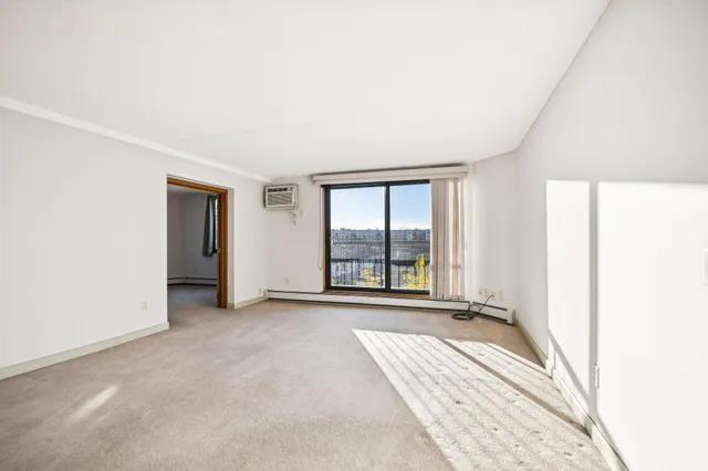 $134,900 | 2601 Kenzie Terrace, Unit 217, St. Anthony, MN 55418