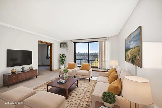 $134,900 | 2601 Kenzie Terrace, Unit 217, St. Anthony, MN 55418